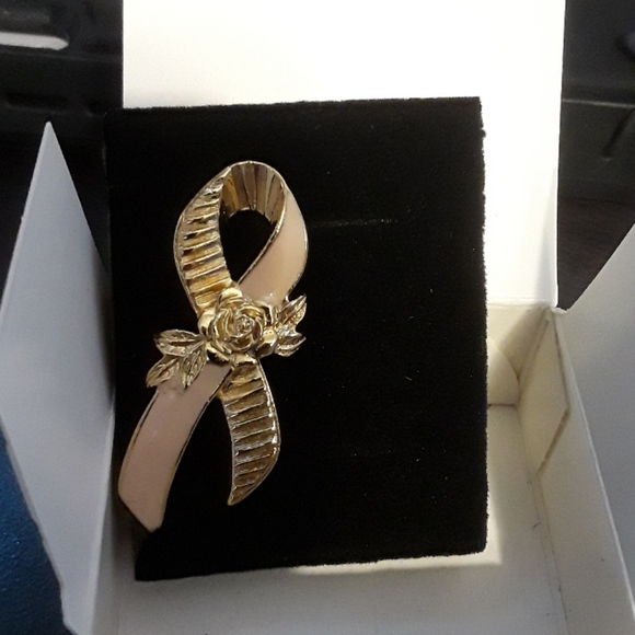 1993 Vintage AVON Pink Enamel Ribbon Pin - Picture 1 of 4